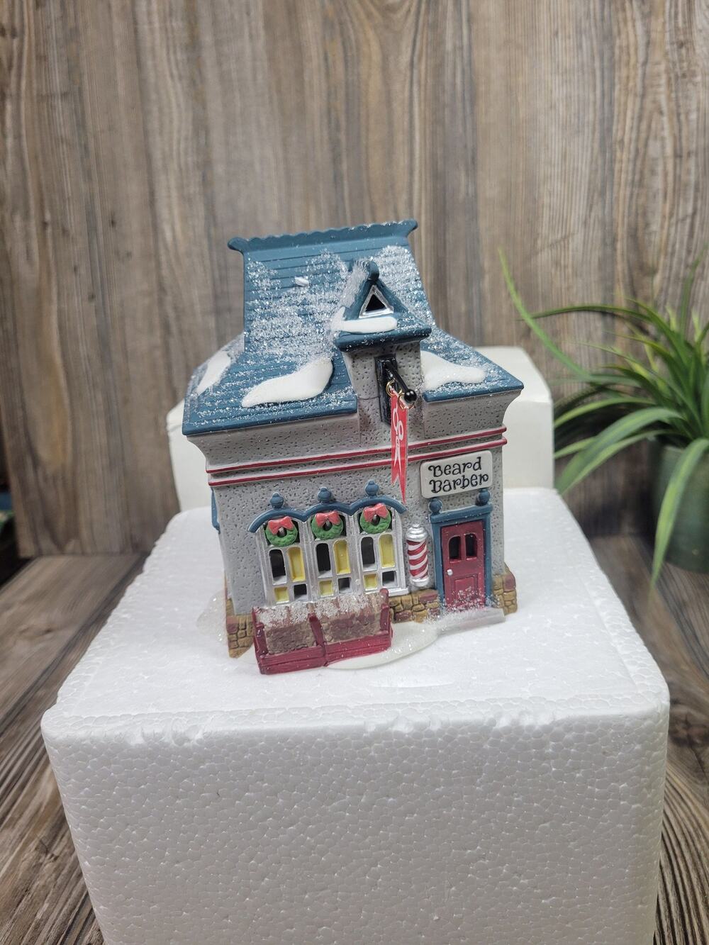 Dept 56 Beard Barber Shop North Pole Series Christmas Village House No Cord